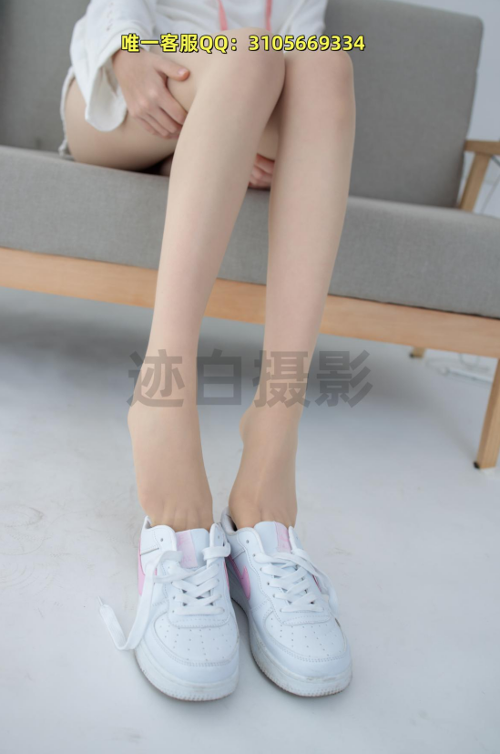 第 245期-休闲风少女的惬意时刻