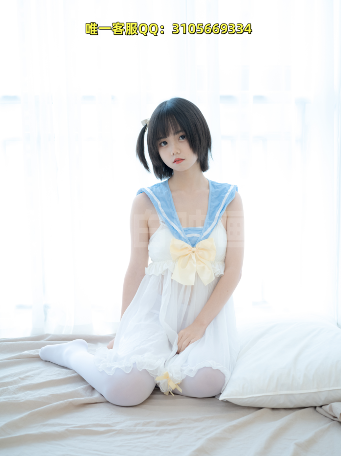 第362期-窗边椅上的甜美少女影