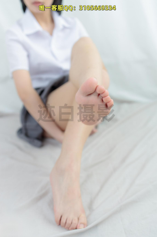 第 231期-静谧角落的白袜絮语