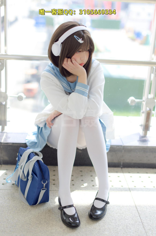 第364期-都市空间里的学院风少女