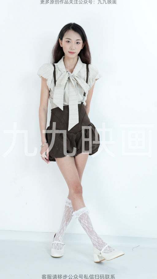 第97期-小燕-背带裤与蕾丝袜[226张图片+33分钟第一视角花絮＋8分钟专享视频]