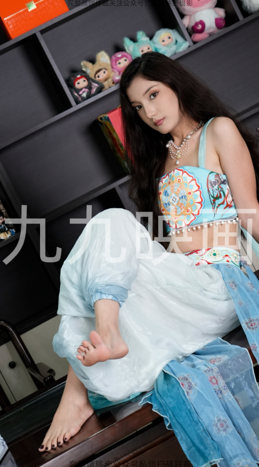 第145期-迪丽努尔-敦煌[242张图片+35分钟第一视角花絮＋8分钟专享视频]