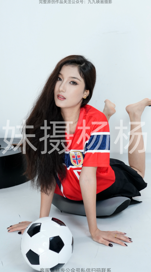 第166期-迪丽努尔-哈宝[275张图片+45分钟第一视角花絮＋8分钟专享视频]