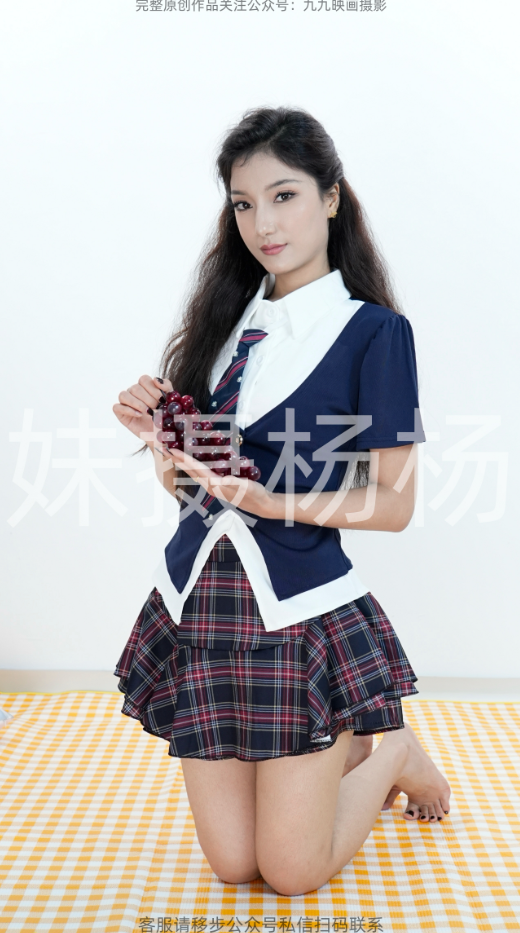 第175期-迪丽努尔-JK制服[234张图片+30分钟第一视角花絮＋8分钟专享视频]
